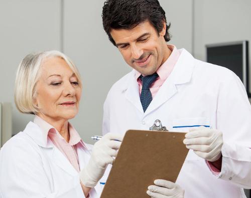 Gestão da Qualidade e Painel de Indicadores de Desempenho em Farmácia Hospitalar Gestão da Qualidade e Painel de Indicadores de Desempenho em Farmácia Hospitalar